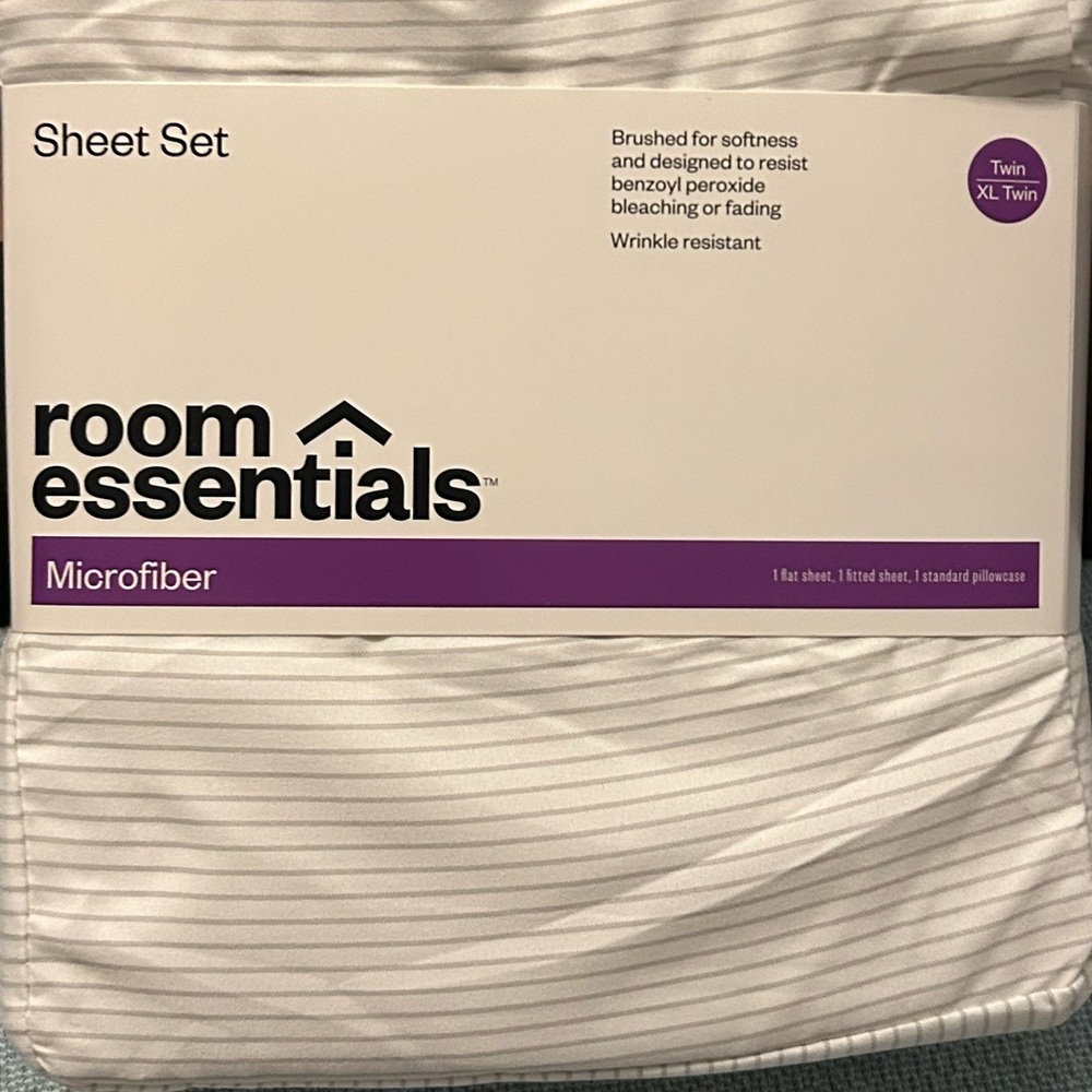Room Essentials White Striped Microfiber Sheet Set TWIN XL